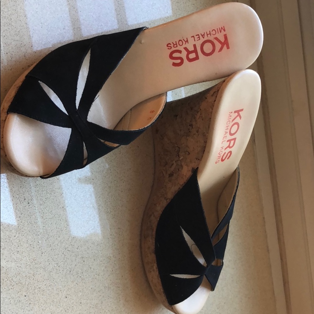 Michael Kors black and cork platform sandal size 8